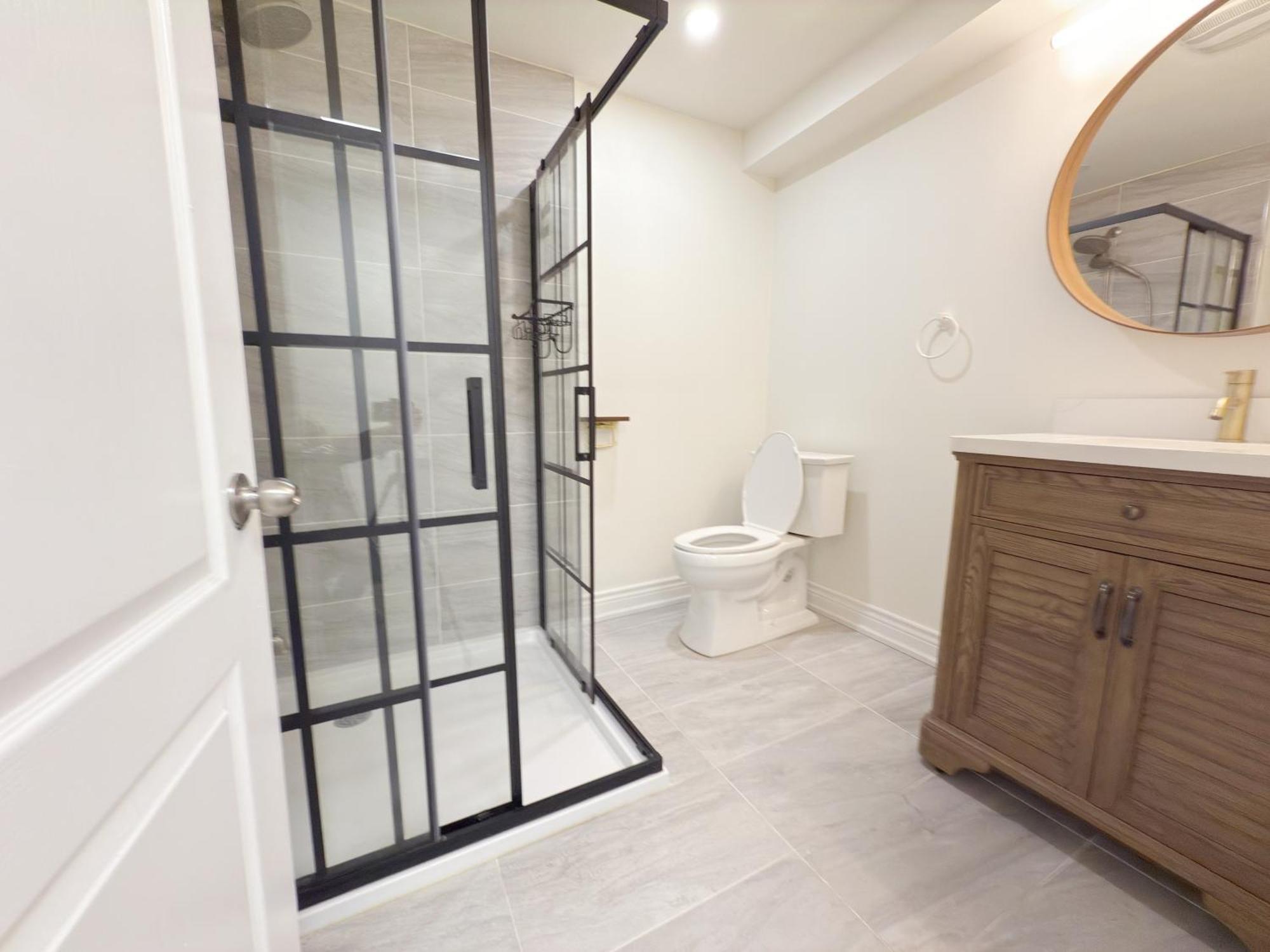 Cozy Room With Private Bath Near Don Mills Subway Торонто Экстерьер фото